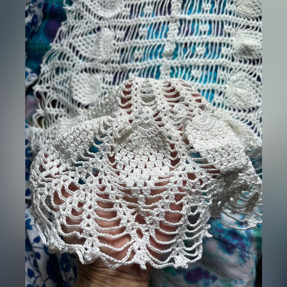 Vintage Handmade Doily / Altar Cloth - Picture 5 of 9